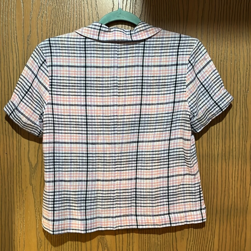 Carve Designs women’s short sleeved plaid patterned 55% linen button down shirt - Picture 5 of 7
